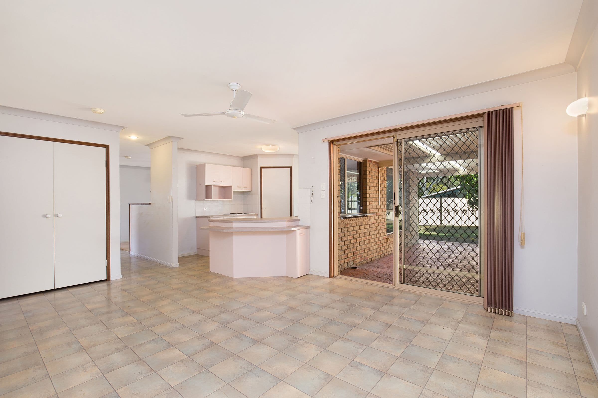 20 Mattes Place, Meadowbrook QLD 4131, Meadowbrook - Thumbnail 2