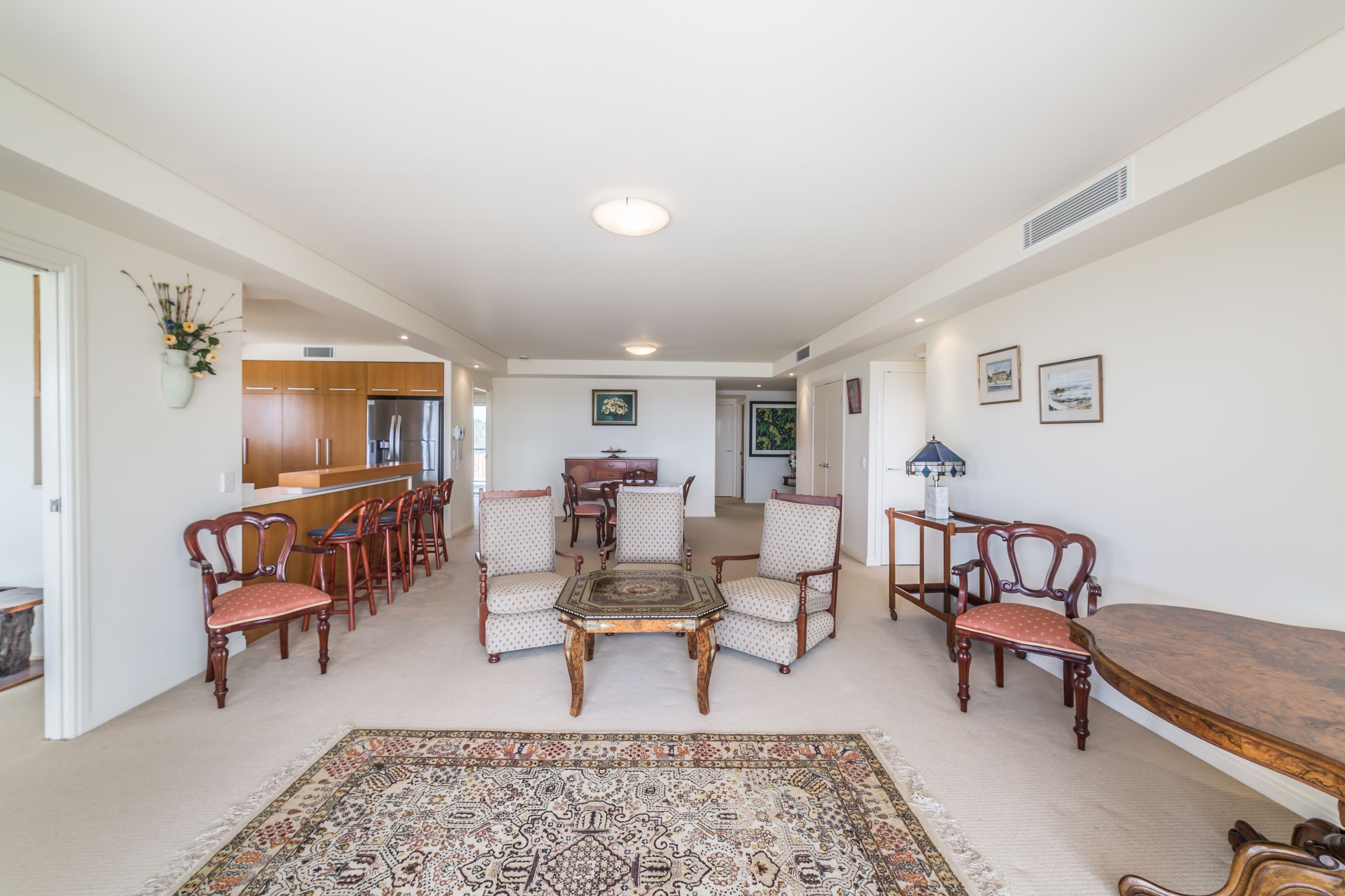 8318 Magnolia Drive East, Hope Island QLD 4212, Hope Island - Thumbnail 6