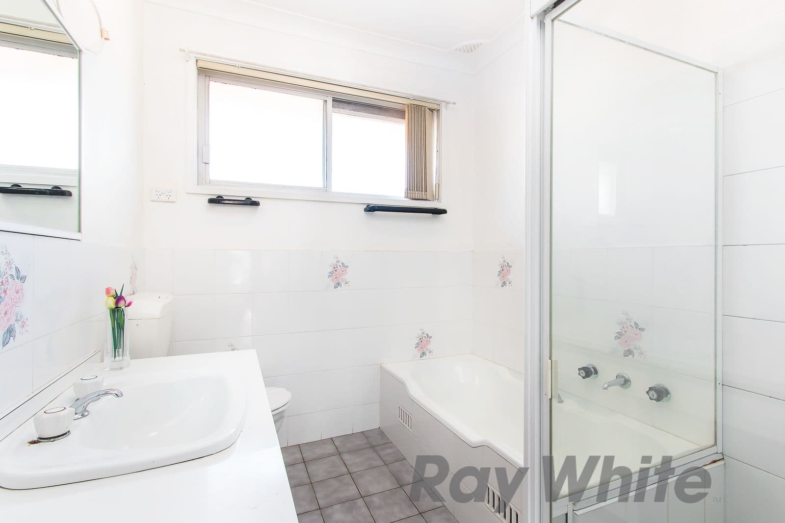 12 Regal Way, Valentine - Thumbnail 3