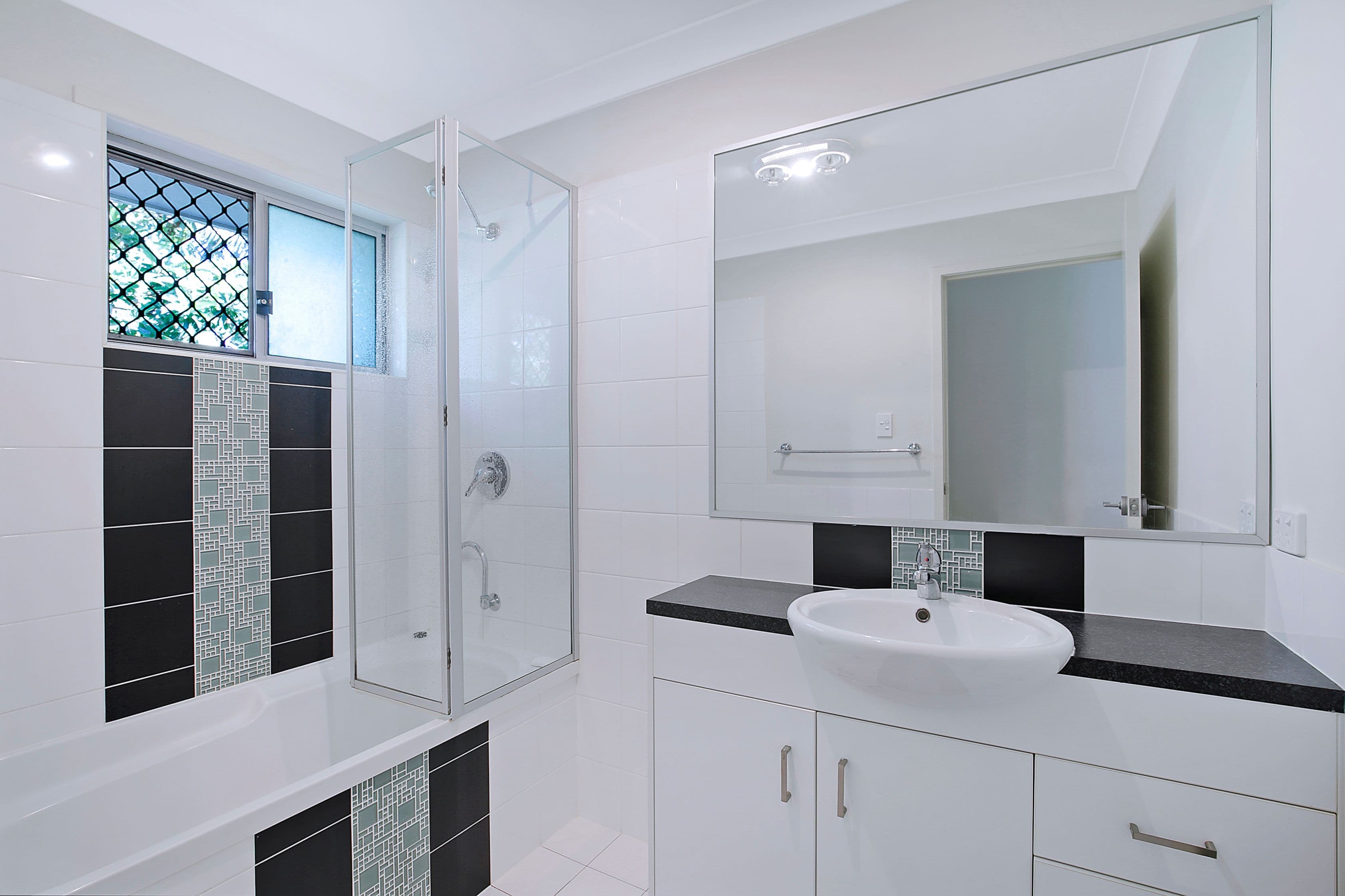 4 Moore Street, Victoria Point QLD 4165, Victoria Point - Thumbnail 8