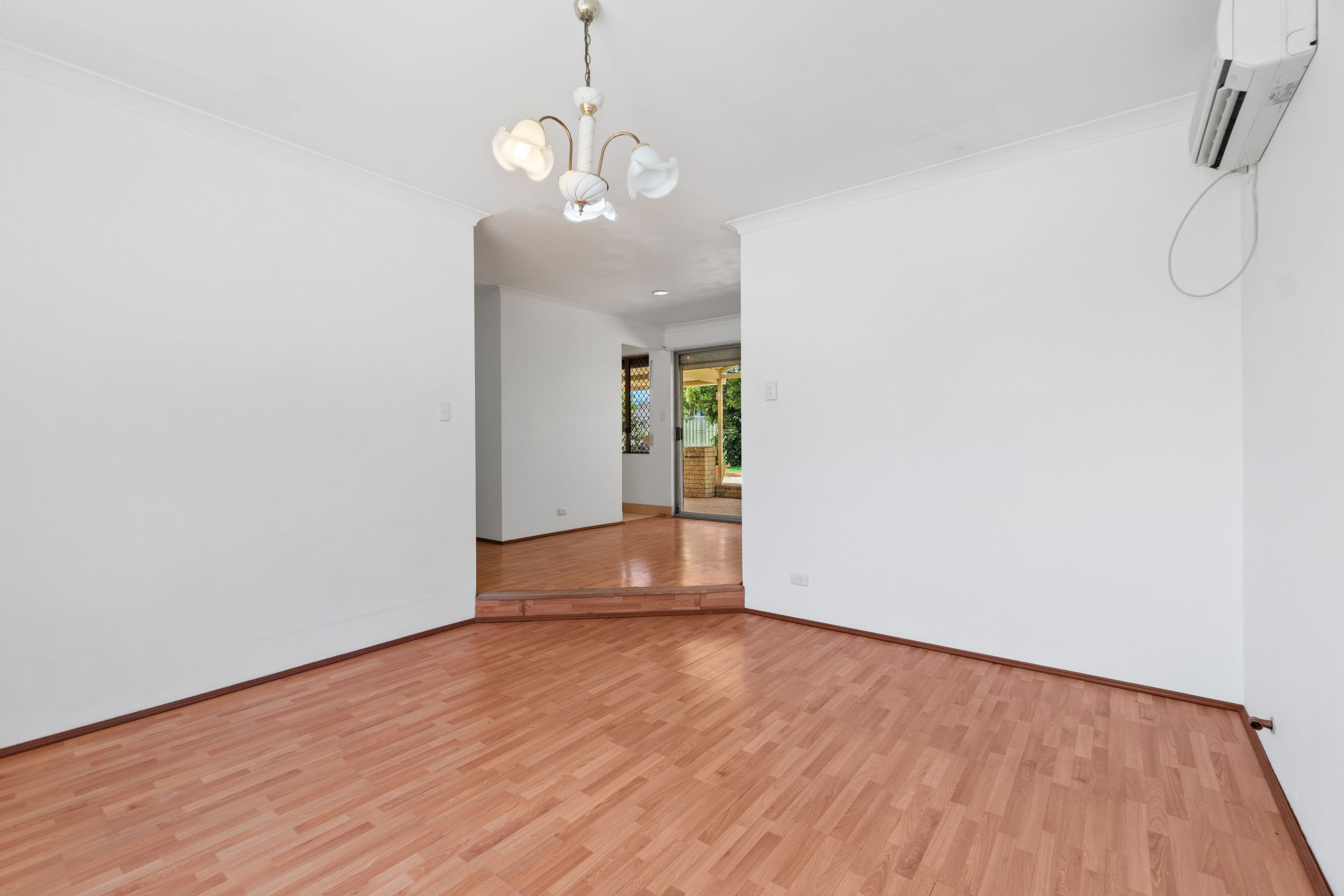9 Caswell Court, Marangaroo WA 6064, Marangaroo - Thumbnail 7