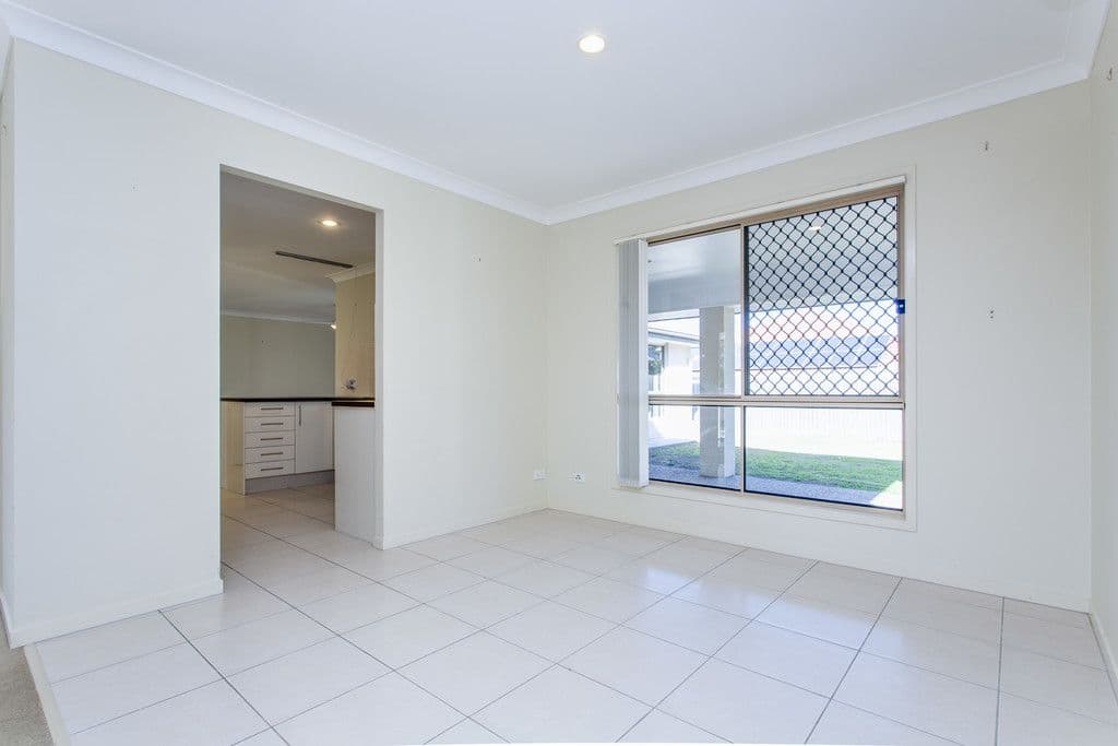 20 Riverside Crescent, Springfield Lakes QLD 4300, Springfield Lakes - Thumbnail 4