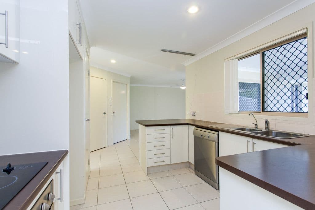 20 Riverside Crescent, Springfield Lakes QLD 4300, Springfield Lakes - Thumbnail 5