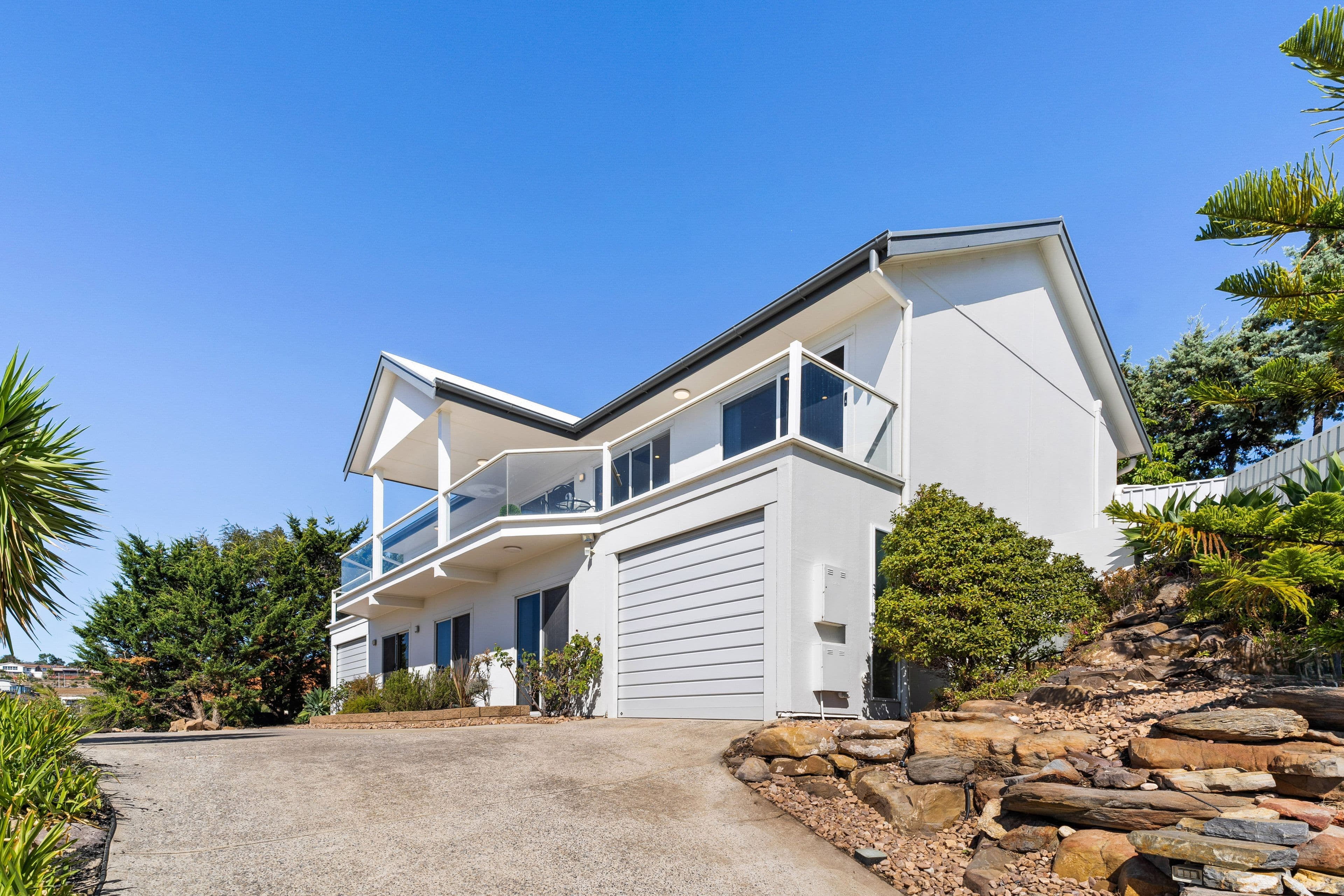 18 Albatross Walk, Hallett Cove SA 5158, Hallett Cove - Thumbnail 5