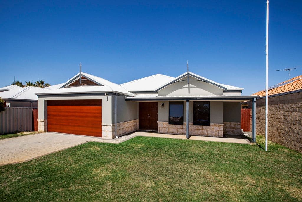 48 Highlander Parade, ROCKINGHAM WA 6168, Rockingham - Image 1