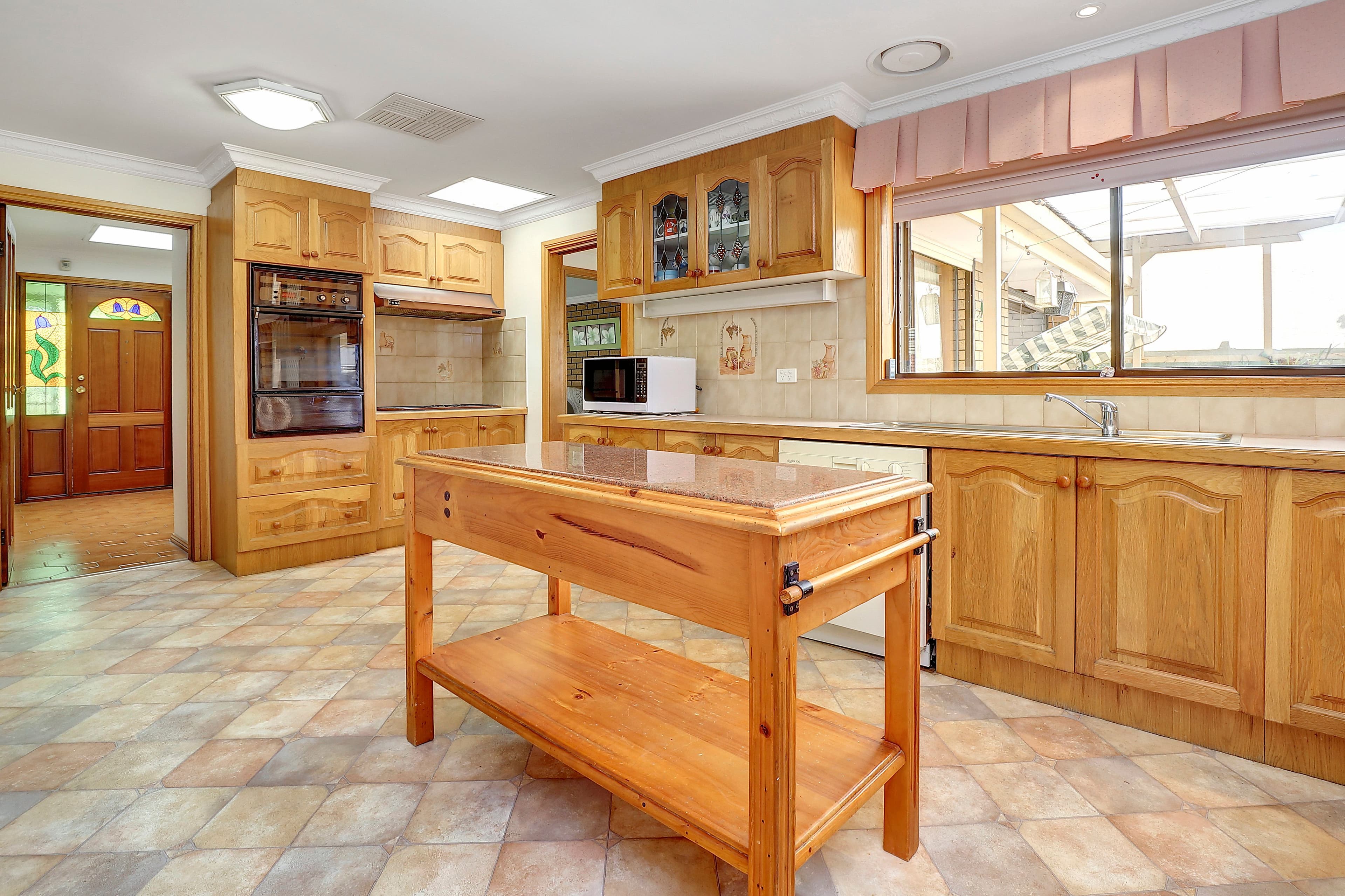 19 Woonton Street, Rosebud VIC 3939, Rosebud - Thumbnail 2