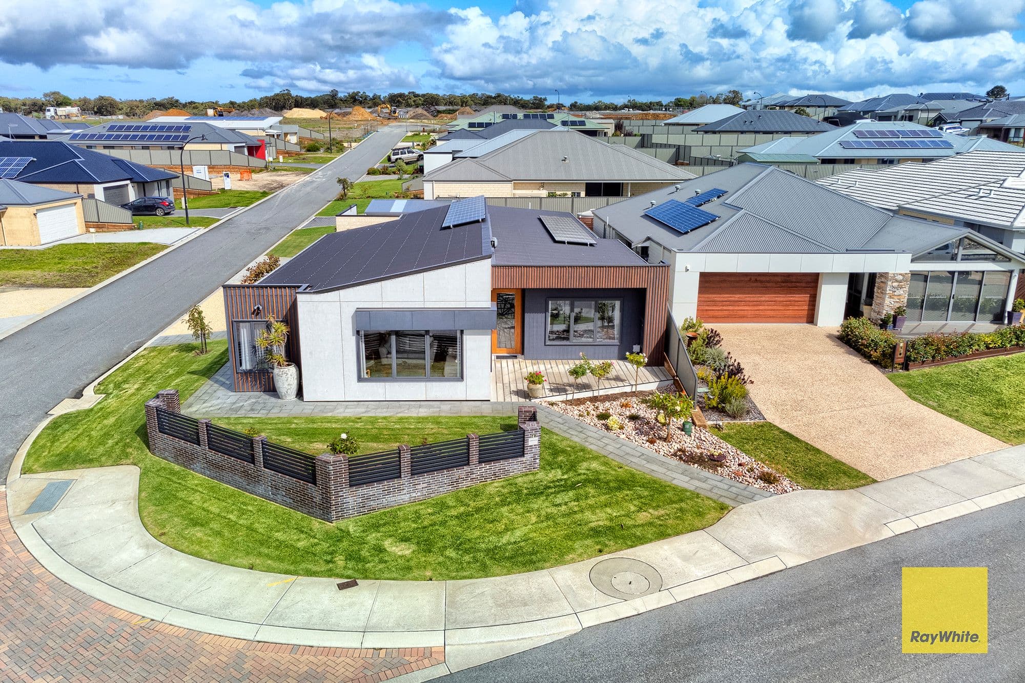 20 Ballindean Avenue, Bayonet Head WA 6330, Bayonet Head - Image 1