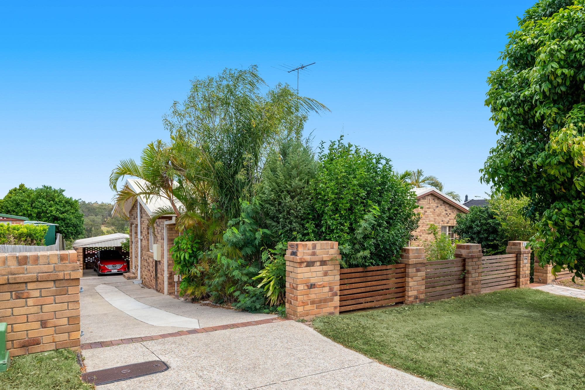 10 Lapage Place, Wishart QLD 4122, Wishart - Thumbnail 2