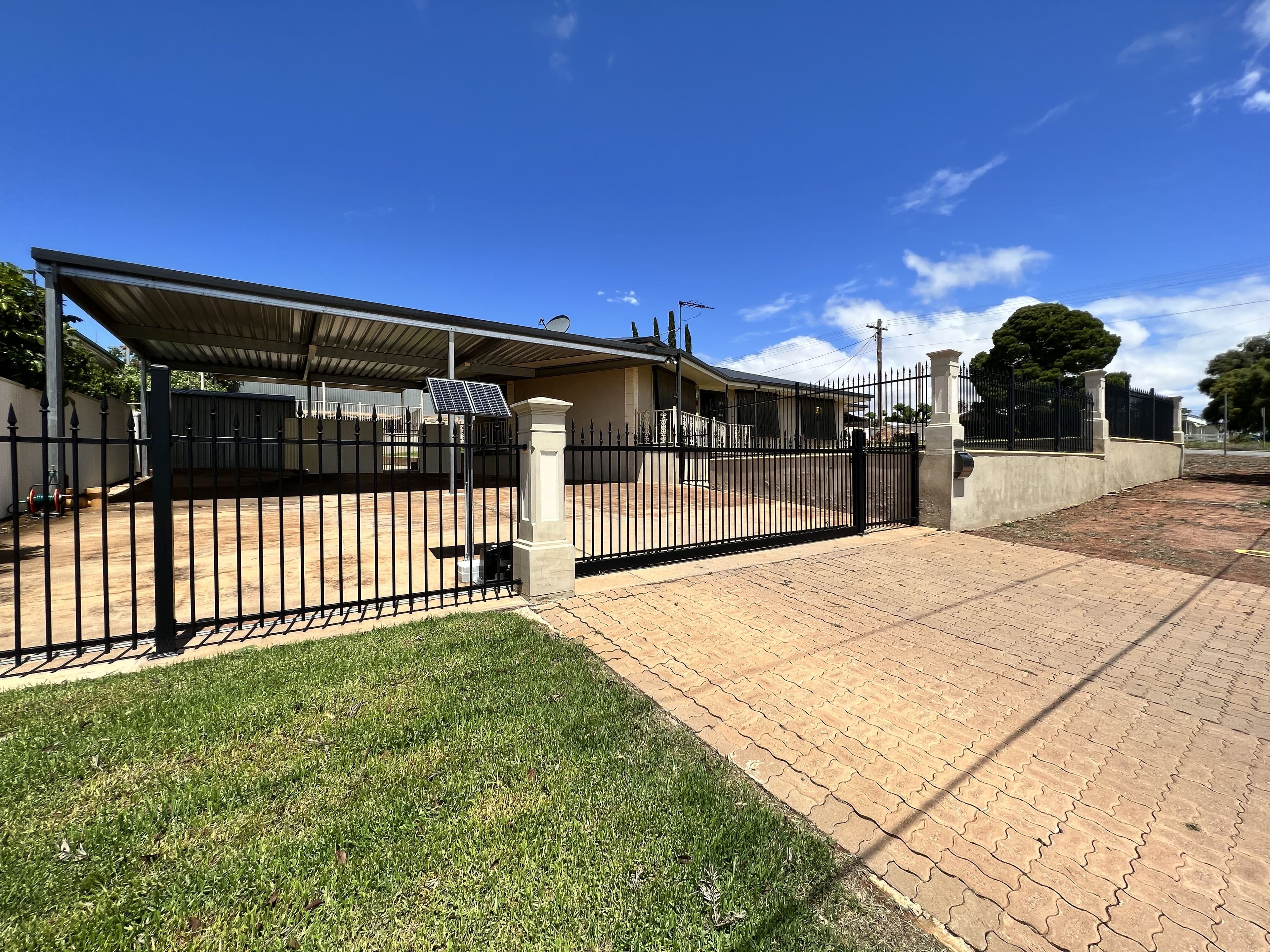 533 Cummins Street, Broken Hill NSW 2880, Broken Hill - Image 1