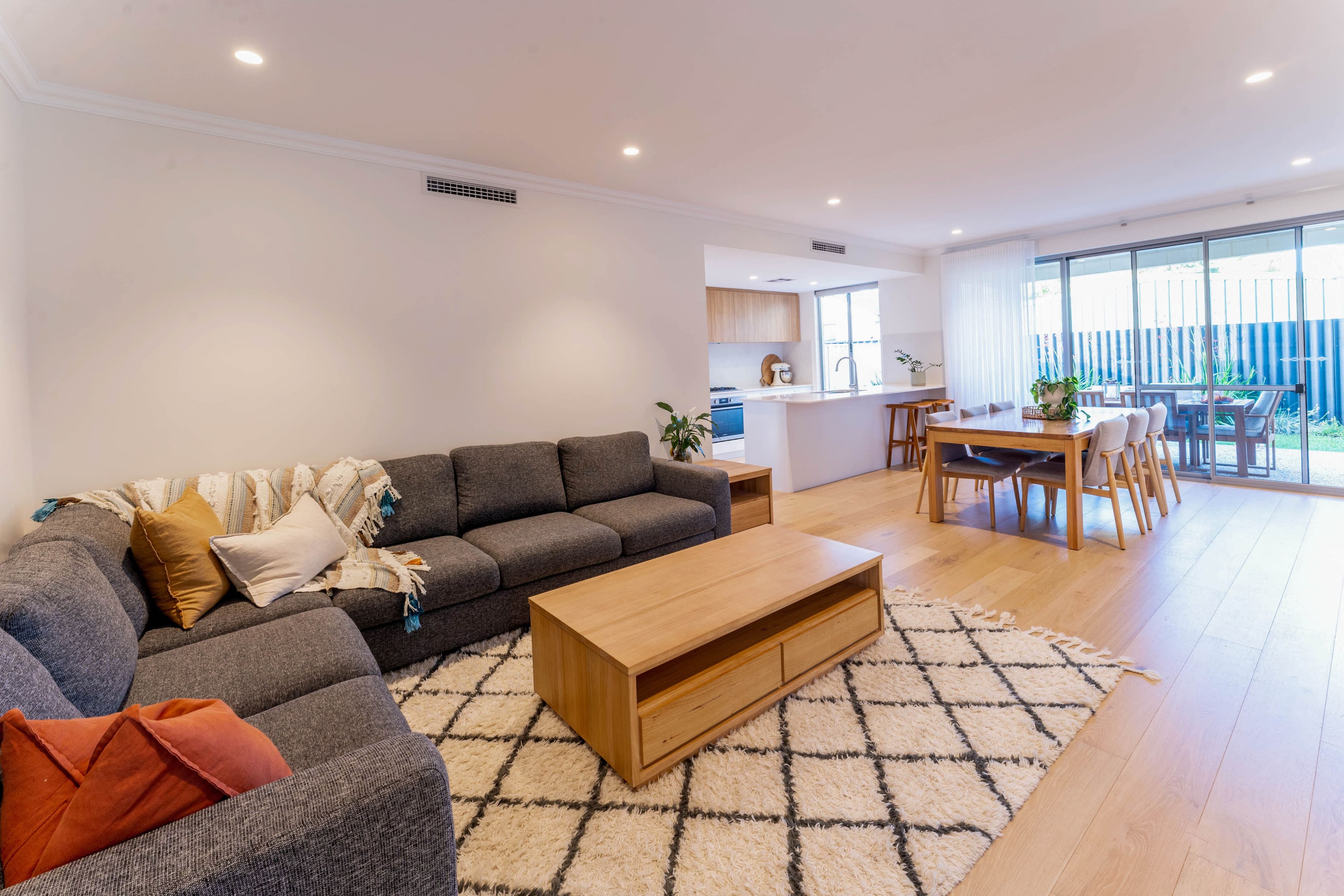 22A Grand Promenade, Bayswater WA 6053, Bayswater - Thumbnail 2