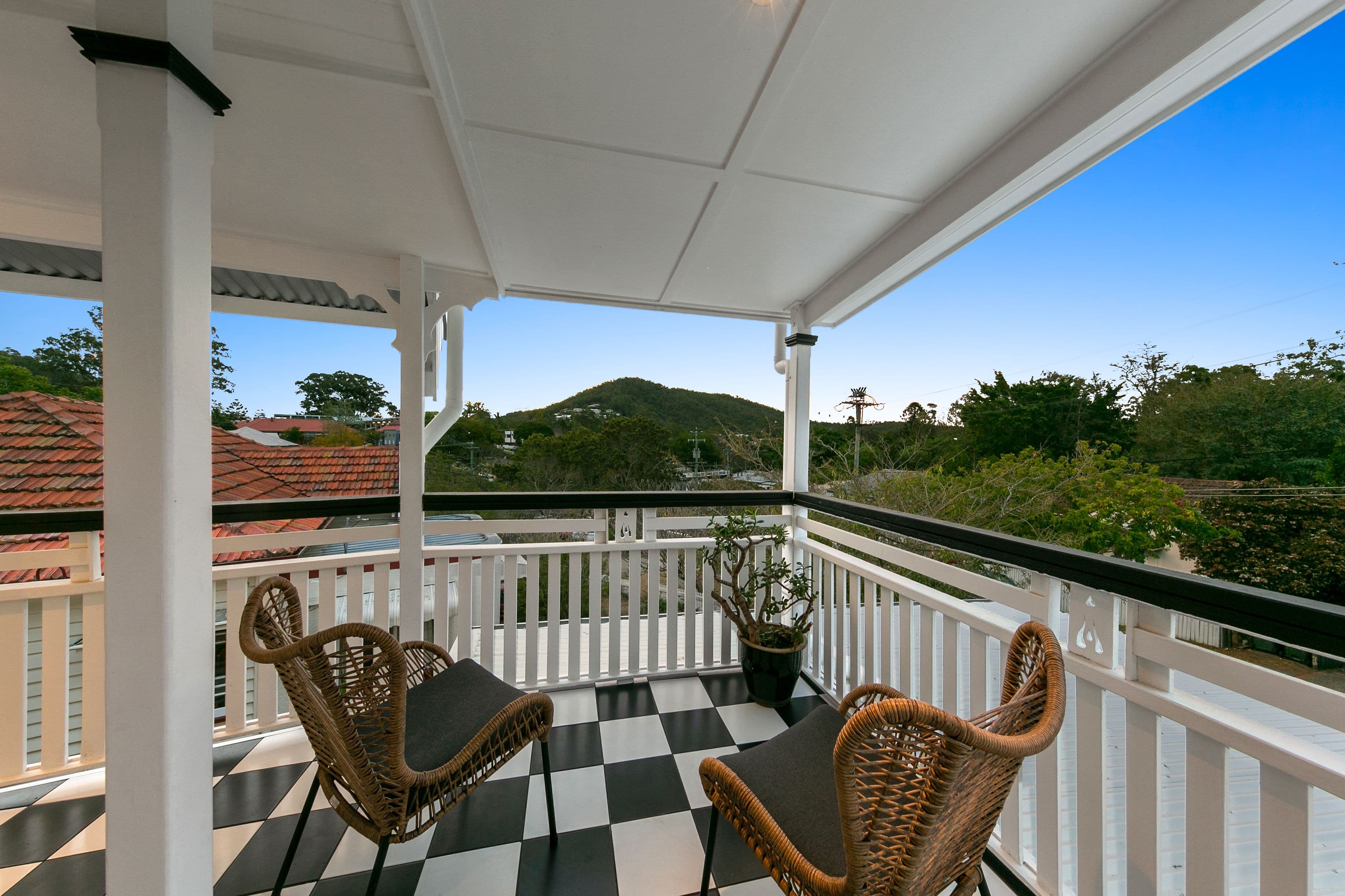 52 Atthow Avenue, Ashgrove QLD 4060, Ashgrove - Thumbnail 3