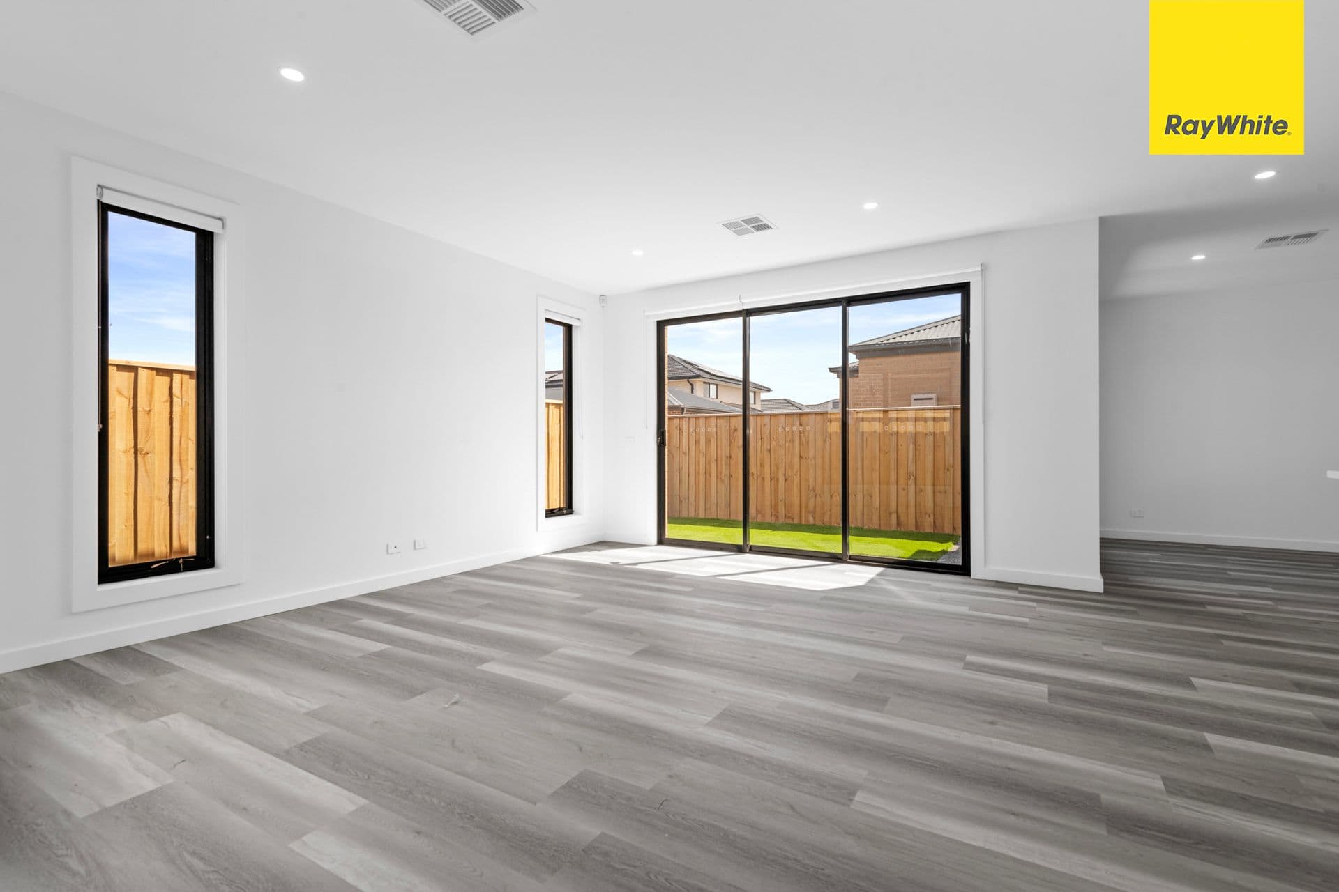 3 Harwich Street, Rockbank VIC 3335, Rockbank - Thumbnail 5