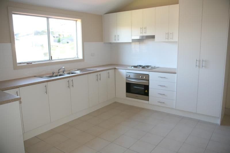 9 Collins Crescent, NAROOMA NSW 2546, Narooma - Thumbnail 3