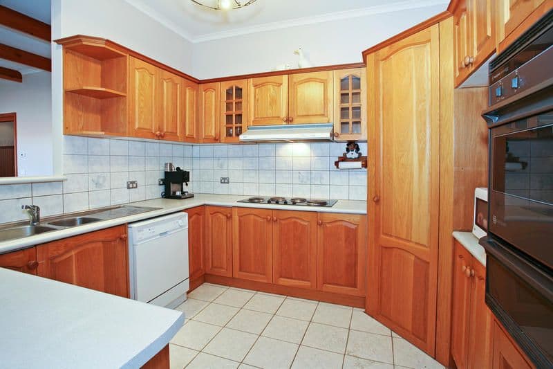 6 Monterey Drive, WAURN PONDS VIC 3216, Waurn Ponds - Thumbnail 5