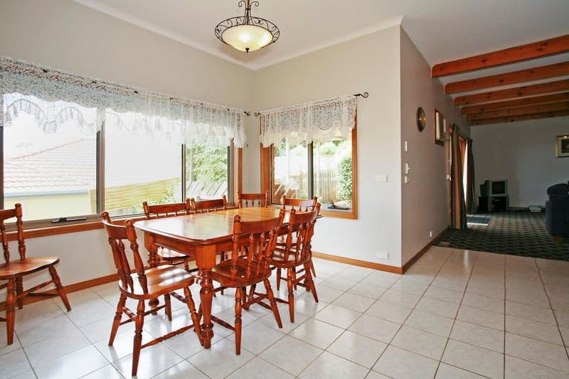 6 Monterey Drive, WAURN PONDS VIC 3216, Waurn Ponds - Thumbnail 6