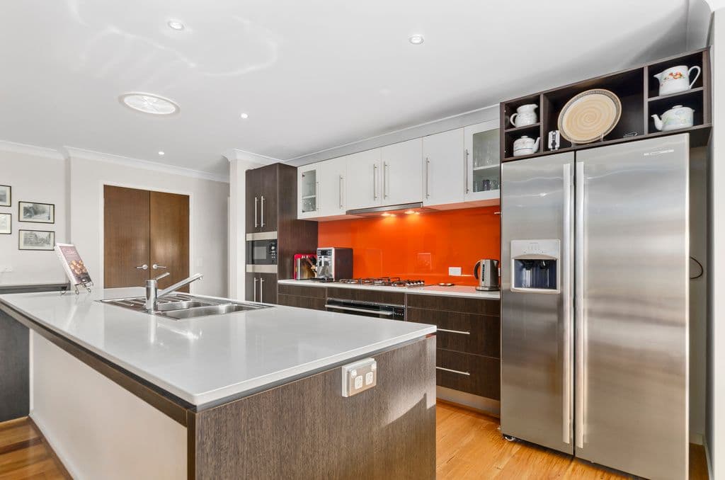 17 Kingsbury Circuit, Bowral - Thumbnail 2