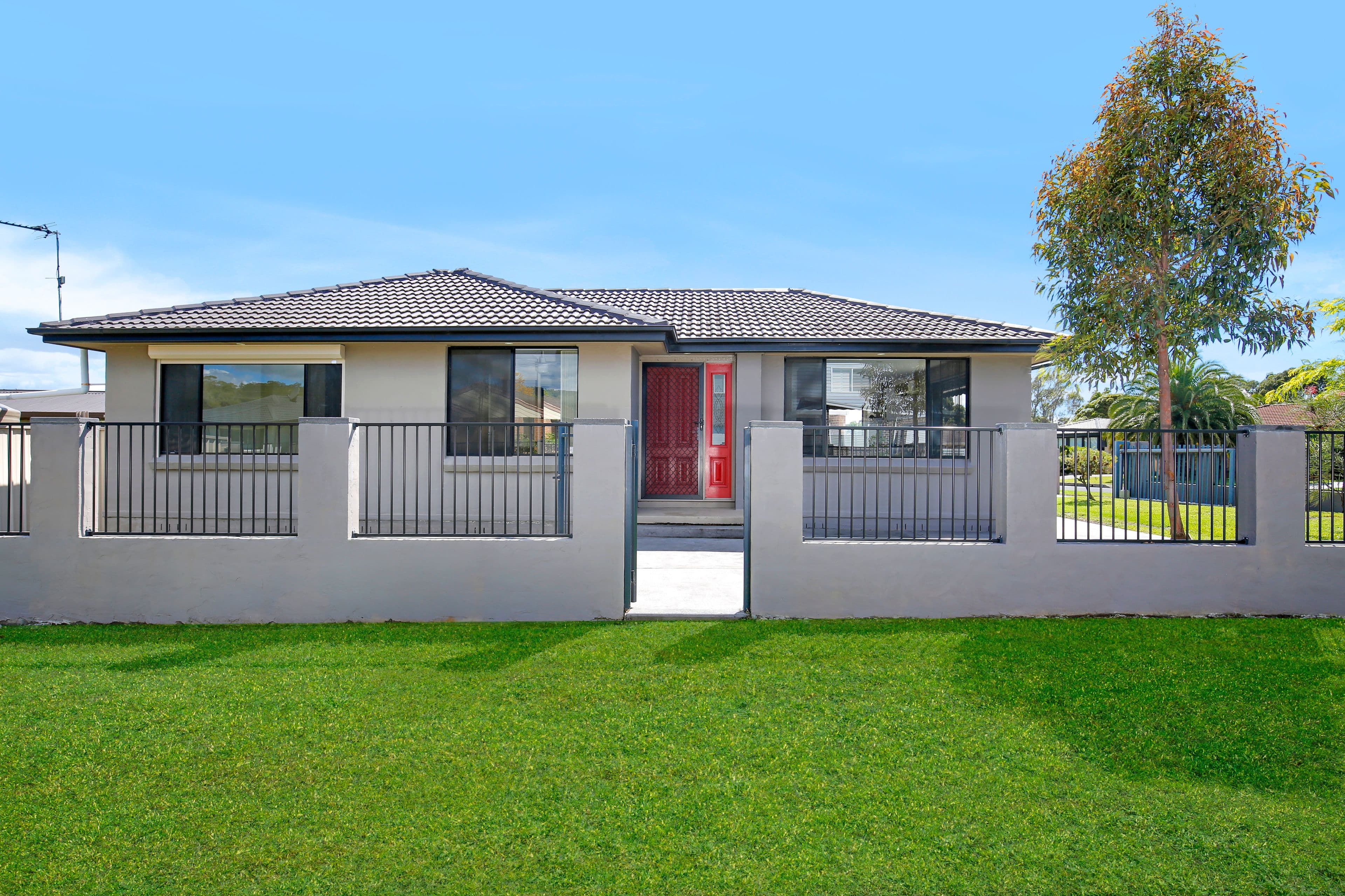 5 Badgery Street, Albion Park - Image 1
