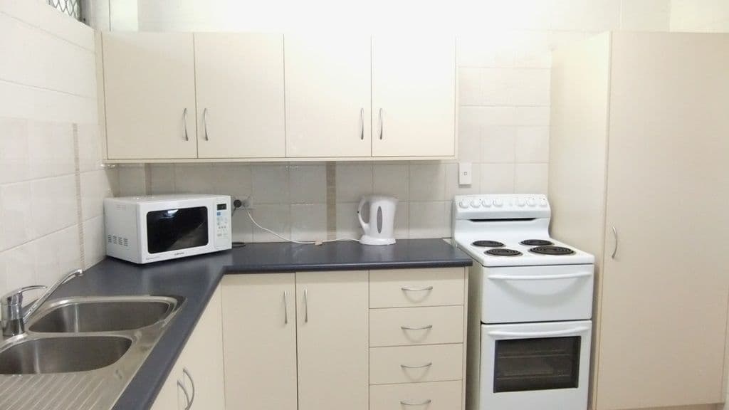 186 Lake Street, CAIRNS NORTH QLD 4870, Cairns North - Thumbnail 4