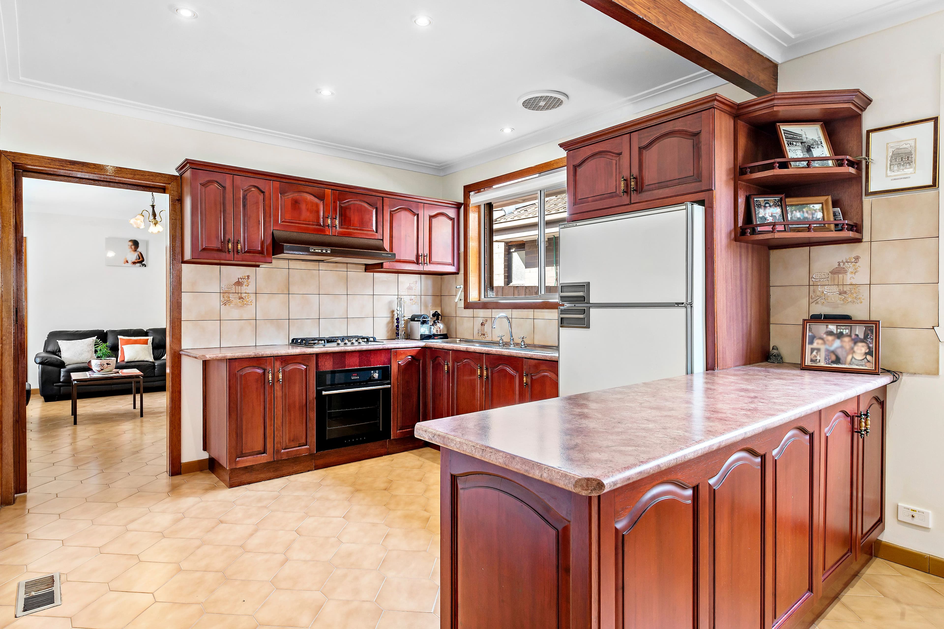 8 Queen Street, Lalor VIC 3075, Lalor - Thumbnail 7