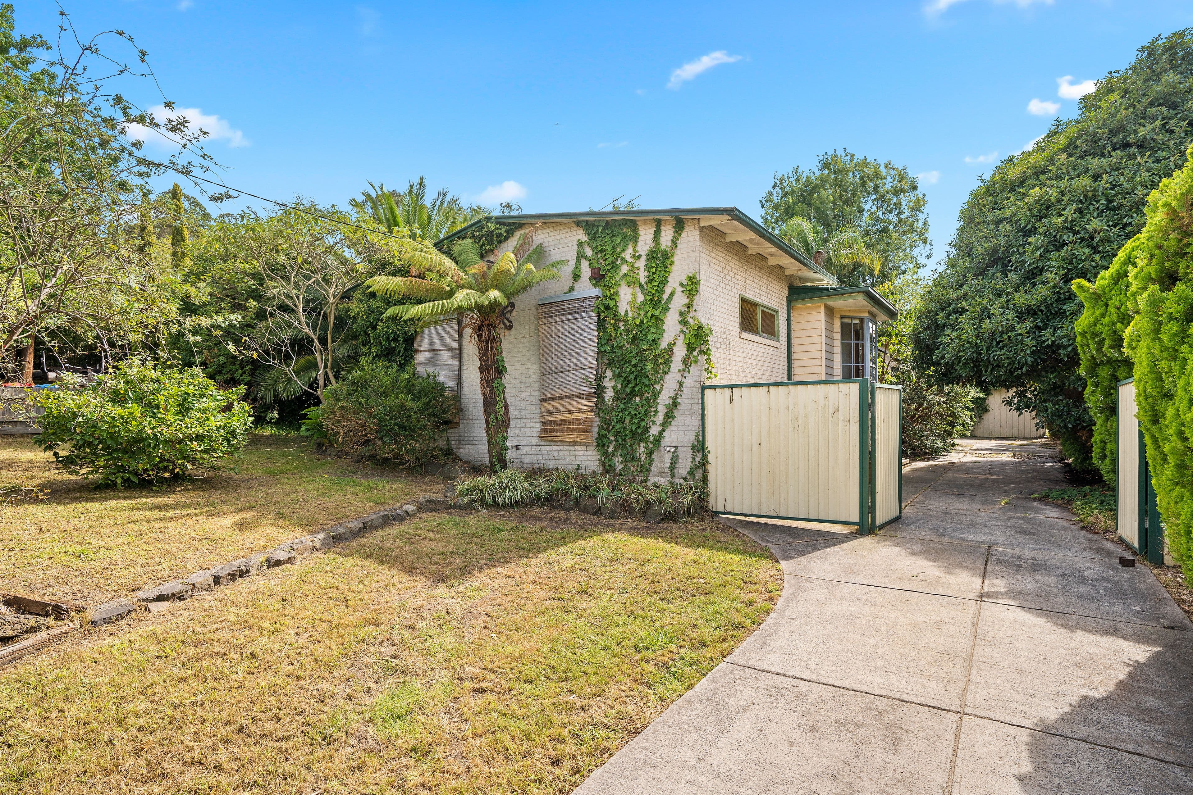 2 Milton Street, Ferntree Gully VIC 3156, Ferntree Gully - Thumbnail 2