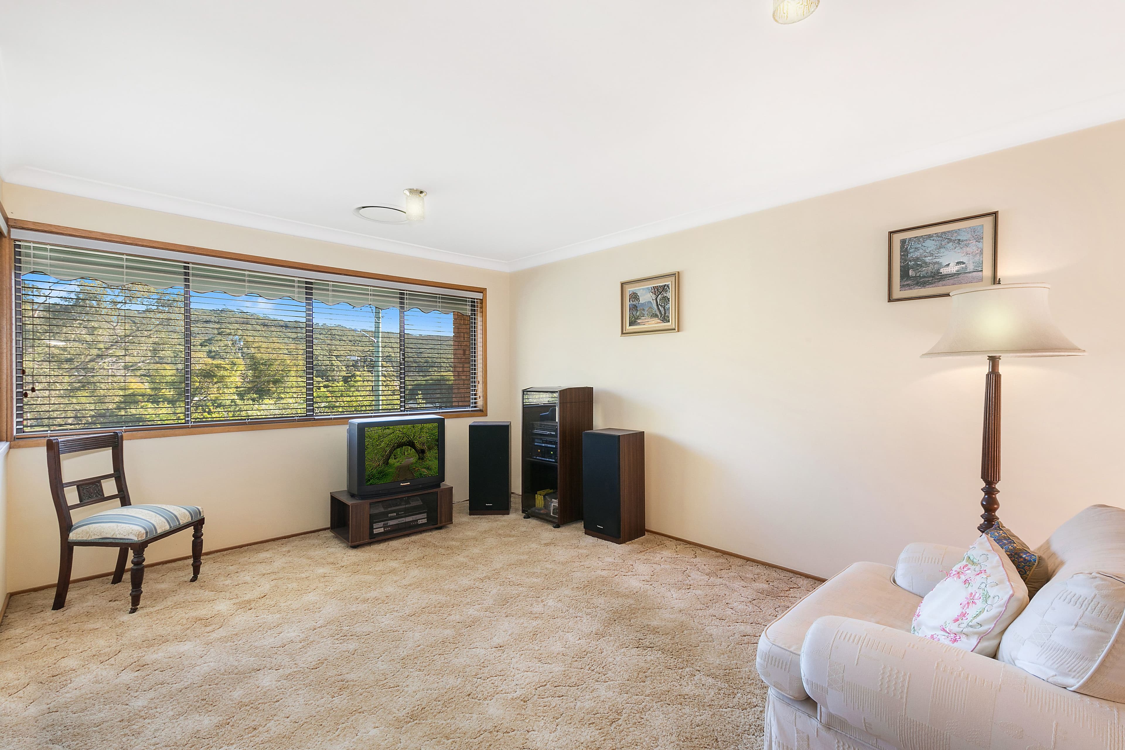 6 Towradgi Street, Narraweena - Thumbnail 5