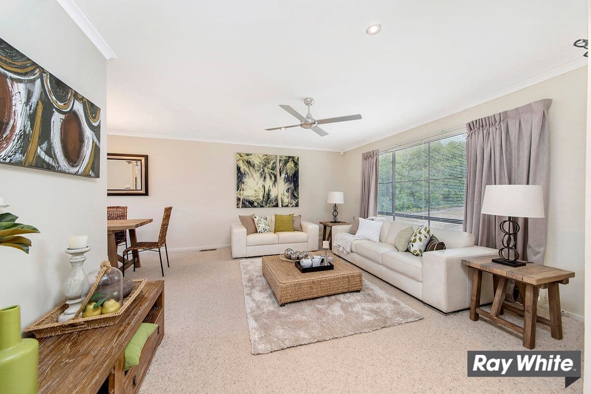 18 Carr Crescent, Wanniassa ACT 2903, Wanniassa - Thumbnail 2