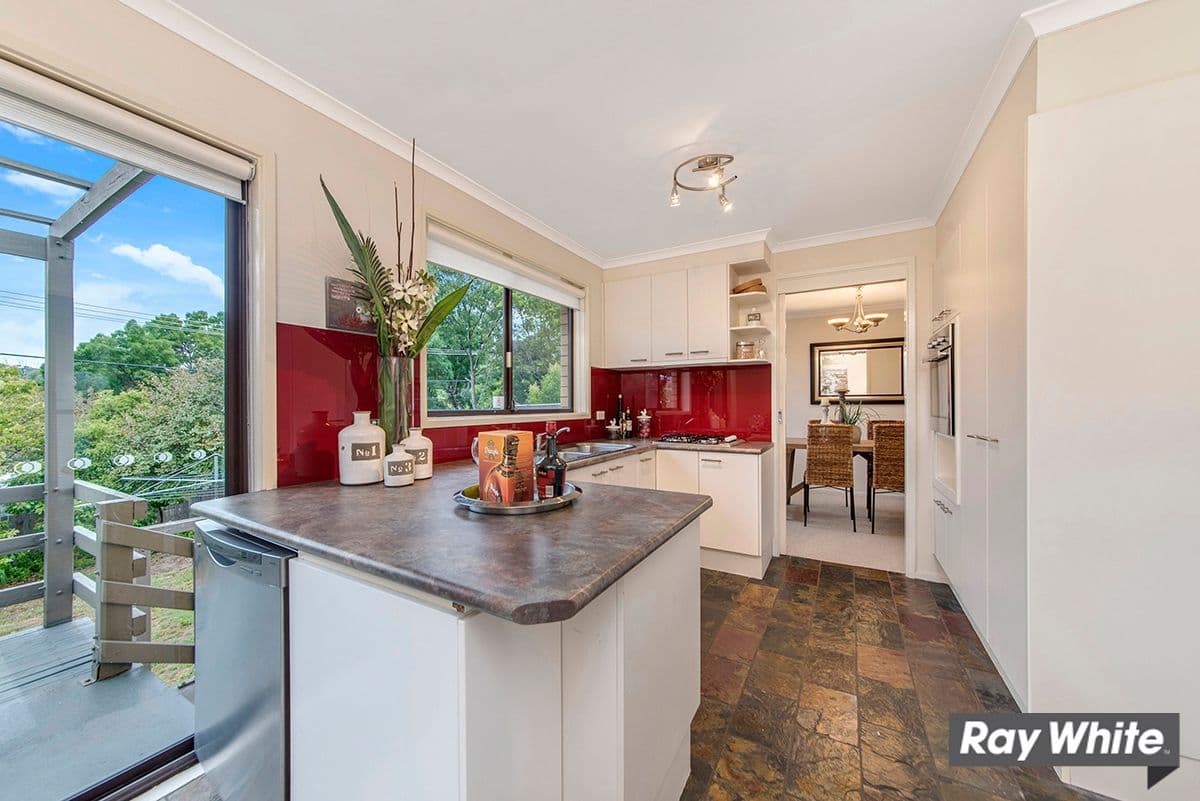 18 Carr Crescent, Wanniassa ACT 2903, Wanniassa - Thumbnail 3