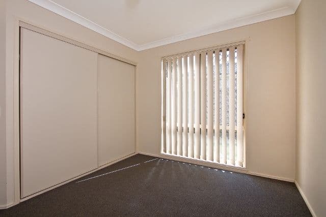 2 Platypus Close, RIVERHILLS QLD 4074, Riverhills - Thumbnail 3