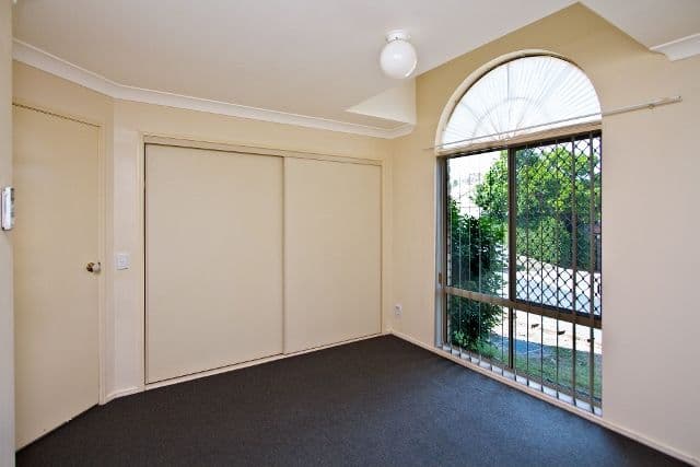 2 Platypus Close, RIVERHILLS QLD 4074, Riverhills - Thumbnail 7