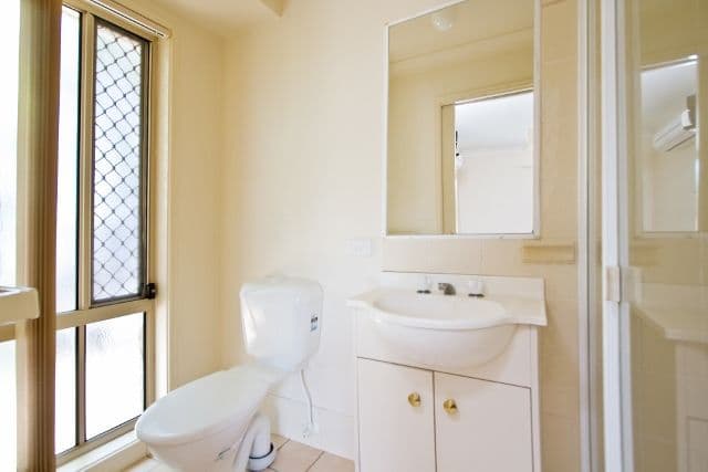 2 Platypus Close, RIVERHILLS QLD 4074, Riverhills - Thumbnail 8