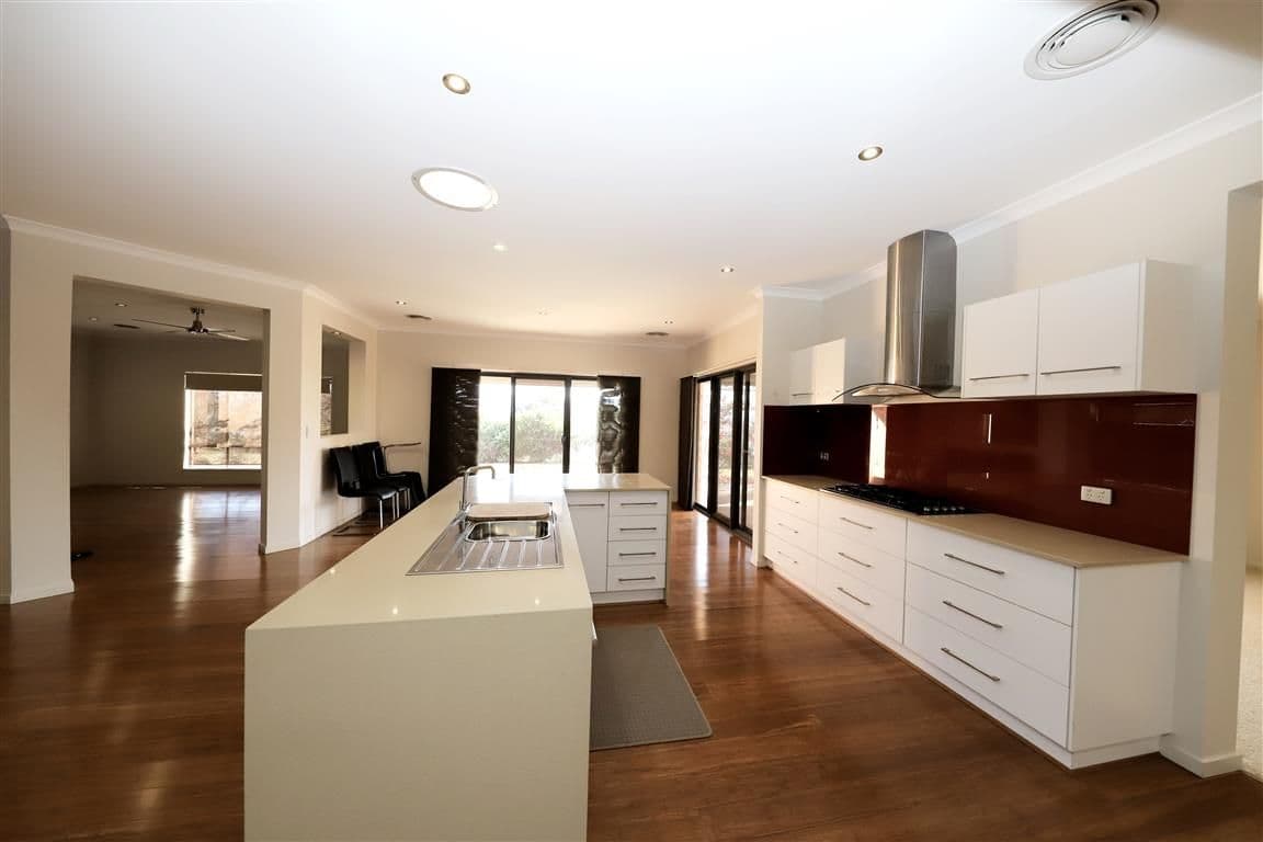 639 Wee Jasper Road, Tumut - Thumbnail 2