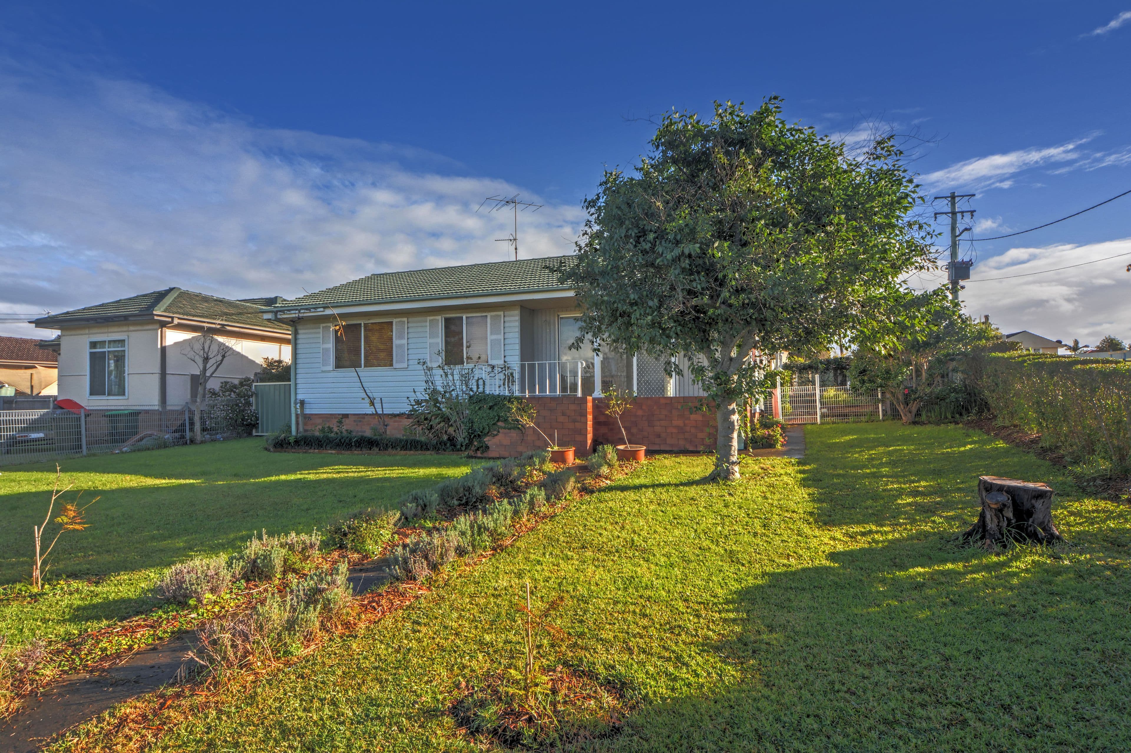 7 Albert Street, Lake Illawarra - Image 1