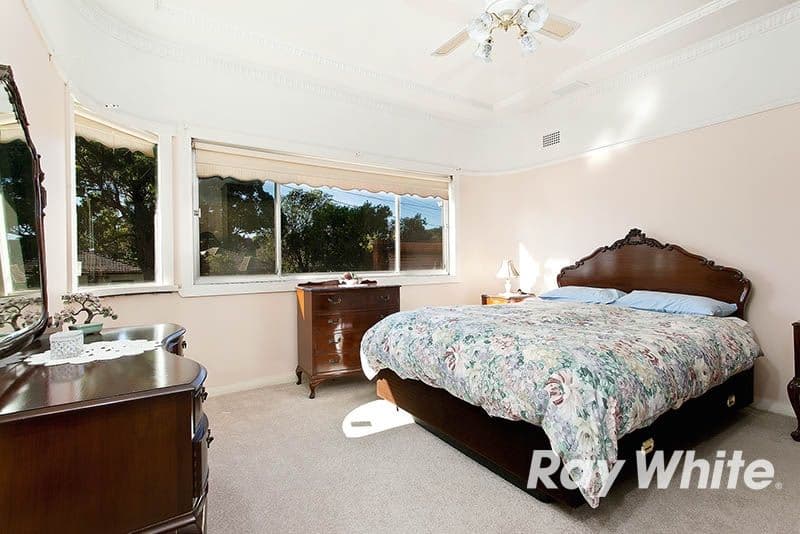 32 Central Road, BEVERLY HILLS NSW 2209, Beverly Hills - Thumbnail 5