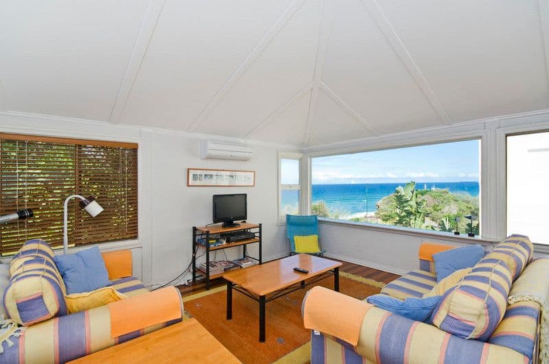 17 Brakes Crescent, MIAMI QLD 4220, Miami - Thumbnail 3