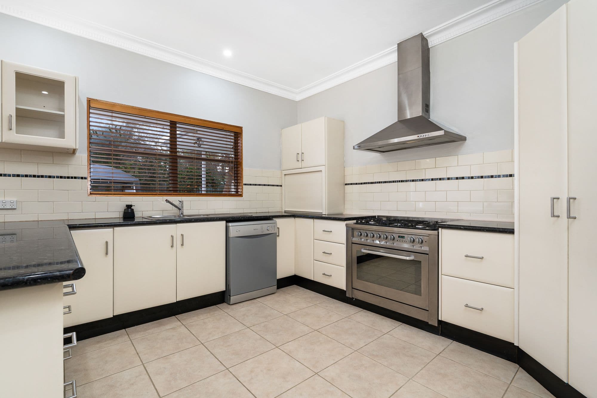 38 Dowell Street, Cowra NSW 2794, Cowra - Thumbnail 6