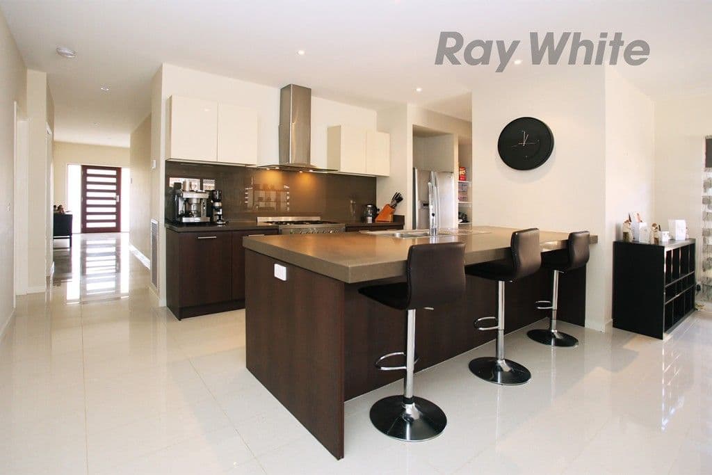 34 Berington Drive, WILLIAMS LANDING VIC 3027, Williams Landing - Thumbnail 5