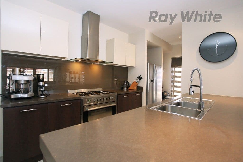 34 Berington Drive, WILLIAMS LANDING VIC 3027, Williams Landing - Thumbnail 6