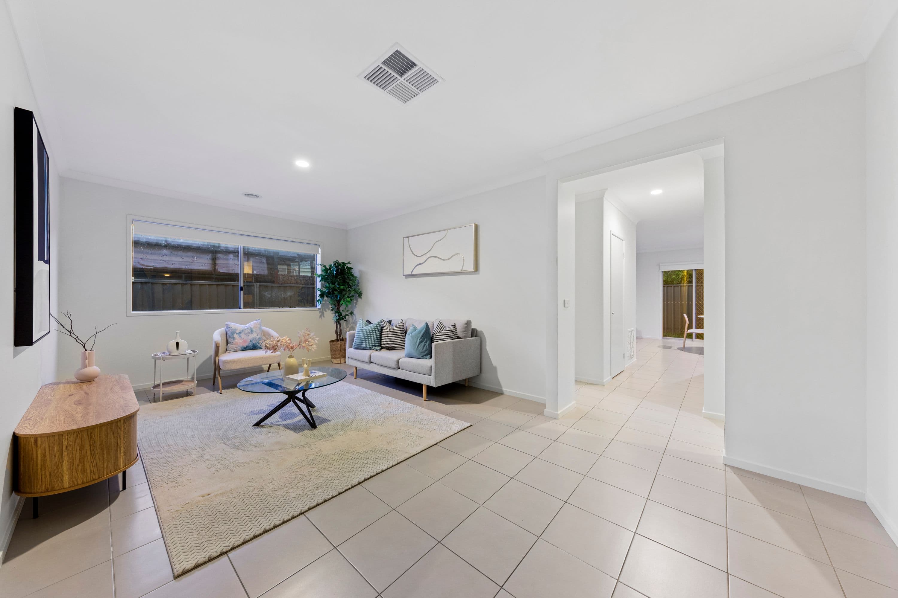 16 Camdolle Close, Pakenham VIC 3810, Pakenham - Thumbnail 7