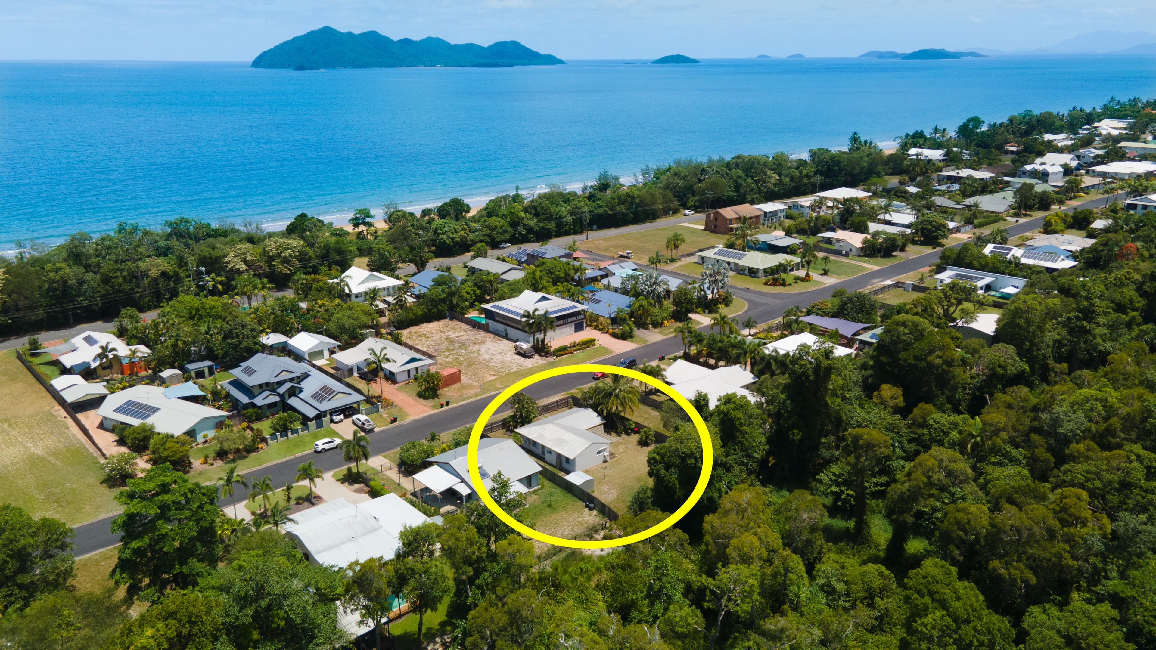 53 Holland Street, Wongaling Beach QLD 4852, Wongaling Beach - Thumbnail 3