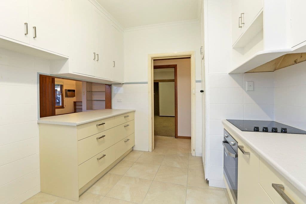1 Nelson Avenue, Highton VIC 3216, Highton - Thumbnail 5