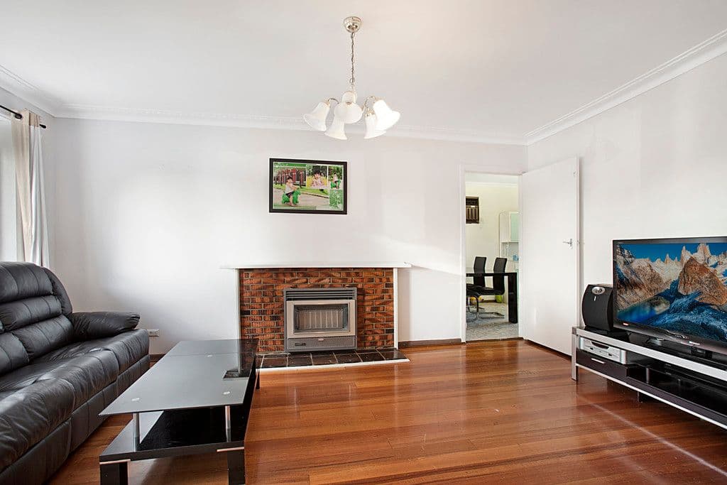 19 Maureen Cresent, Noble Park VIC 3174, Noble Park - Thumbnail 2