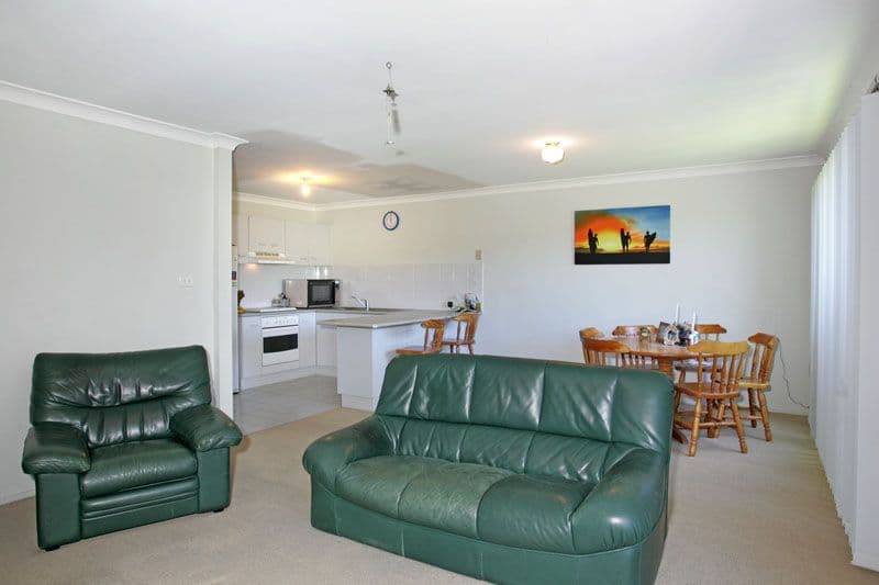 32 Aurora Place, BATEAU BAY NSW 2261, Bateau Bay - Thumbnail 4