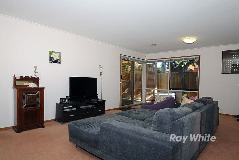 22 Pitfield Crescent, ROWVILLE VIC 3178, Rowville - Thumbnail 4