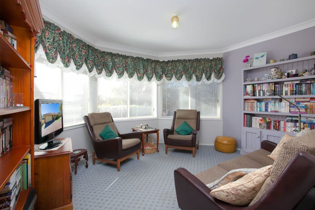 158 Burton Road, TINGIRA HEIGHTS NSW 2290, Tingira Heights - Thumbnail 4