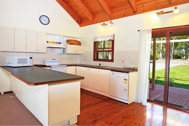371 Old Southern Road, SOUTH NOWRA NSW 2541, South Nowra - Thumbnail 3