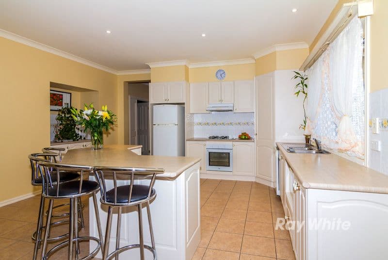 10 Bouverie Place, SKYE VIC 3977, Skye - Thumbnail 2