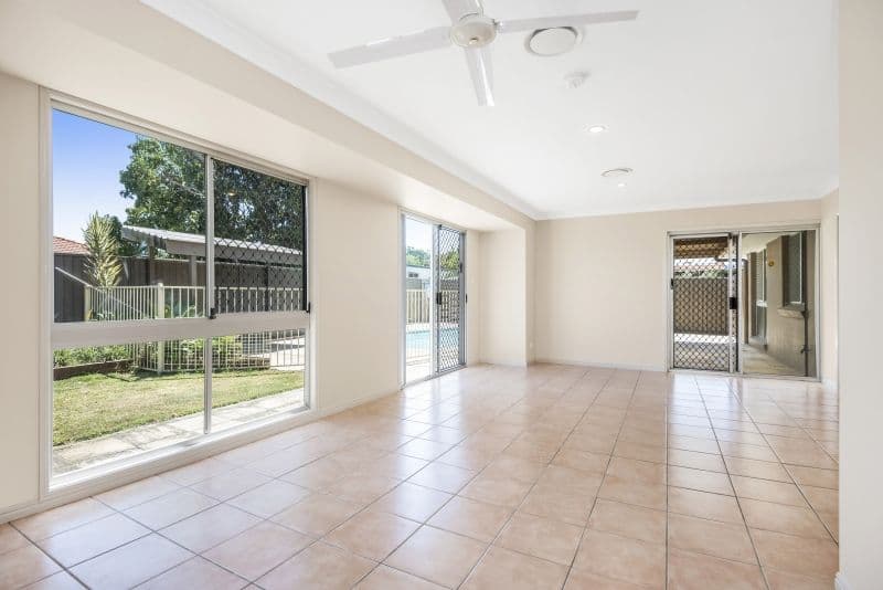 15 Holbrook Way, Elanora QLD 4221, Elanora - Thumbnail 4