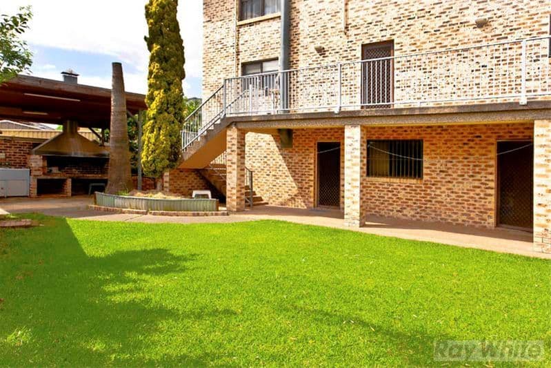 3 Yarra Place, ST JOHNS PARK NSW 2176, St Johns Park - Image 1
