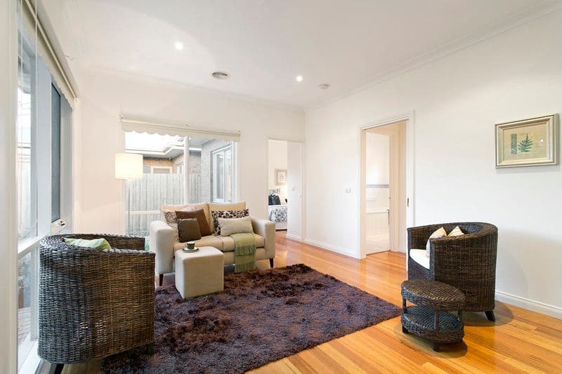 24 Connie Street, BENTLEIGH EAST VIC 3165, Bentleigh East - Thumbnail 2
