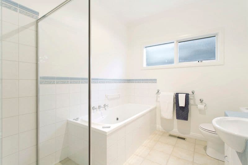 24 Connie Street, BENTLEIGH EAST VIC 3165, Bentleigh East - Thumbnail 7